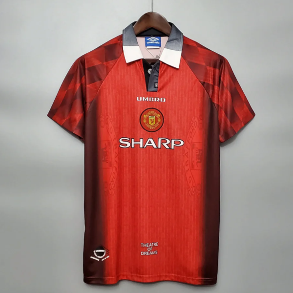 Manchester United 1996-1997 home shirt