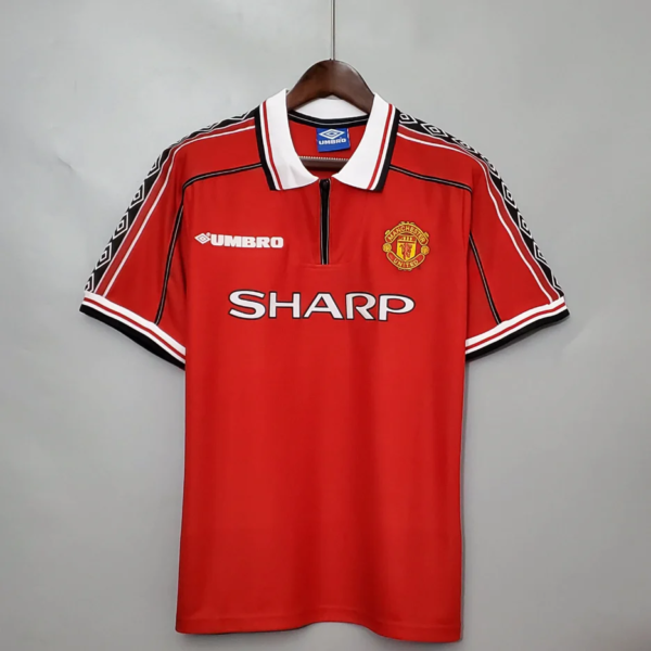 Manchester United 1998-1999 home shirt