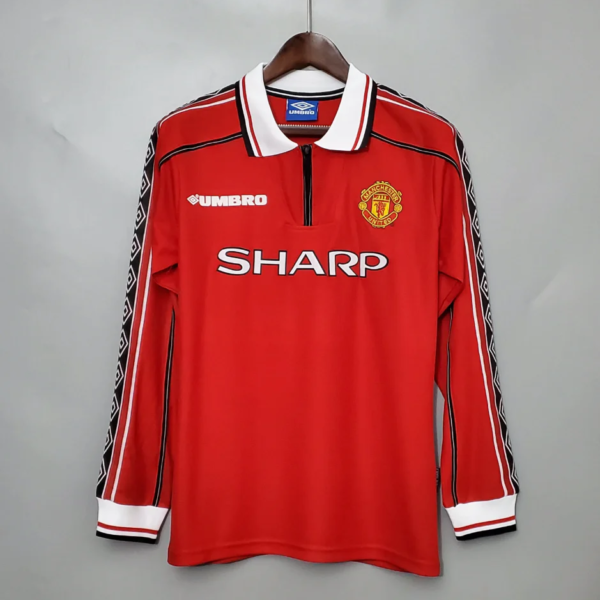 Manchester United 1998 - 1999 home long-sleeved shirt